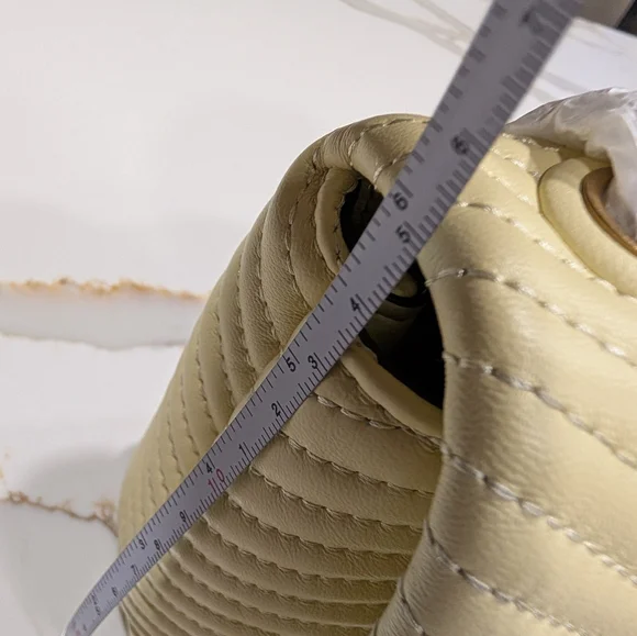 NWT Tory Burch Kira Moto Quilt Small Flap Leather Crossbody Bag in Lemon Swirl - Picture 6 of 6